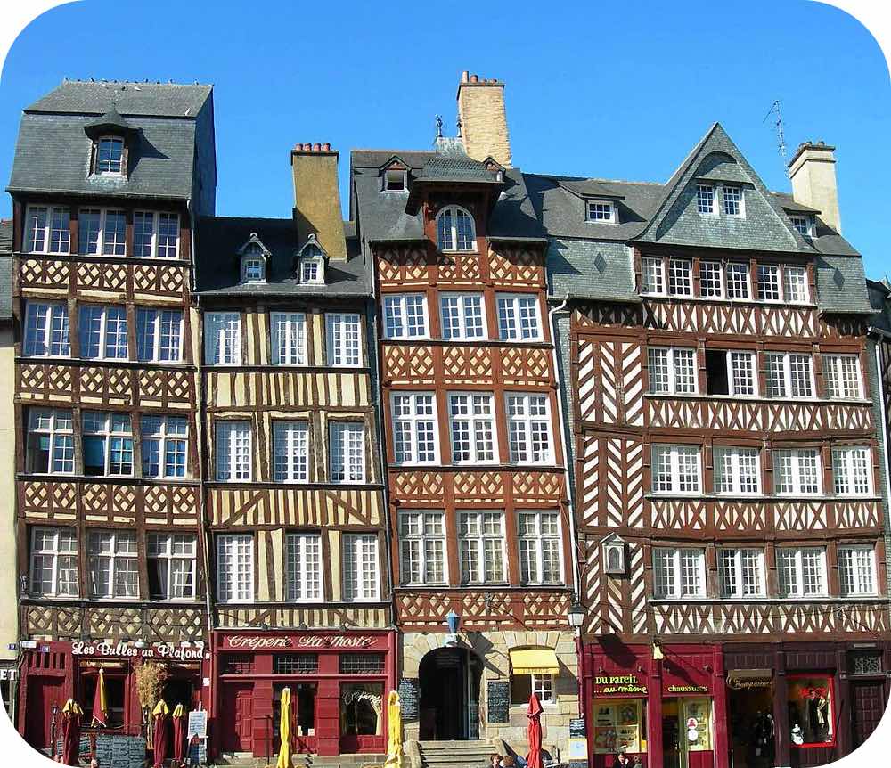 Rennes, maisons à colombages, jobs 