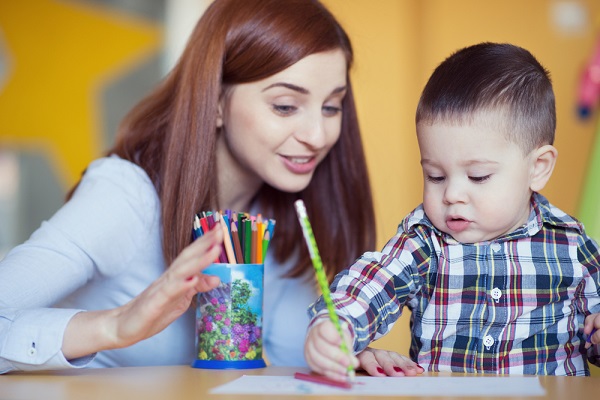pourquoi choisir babysitter bilingue